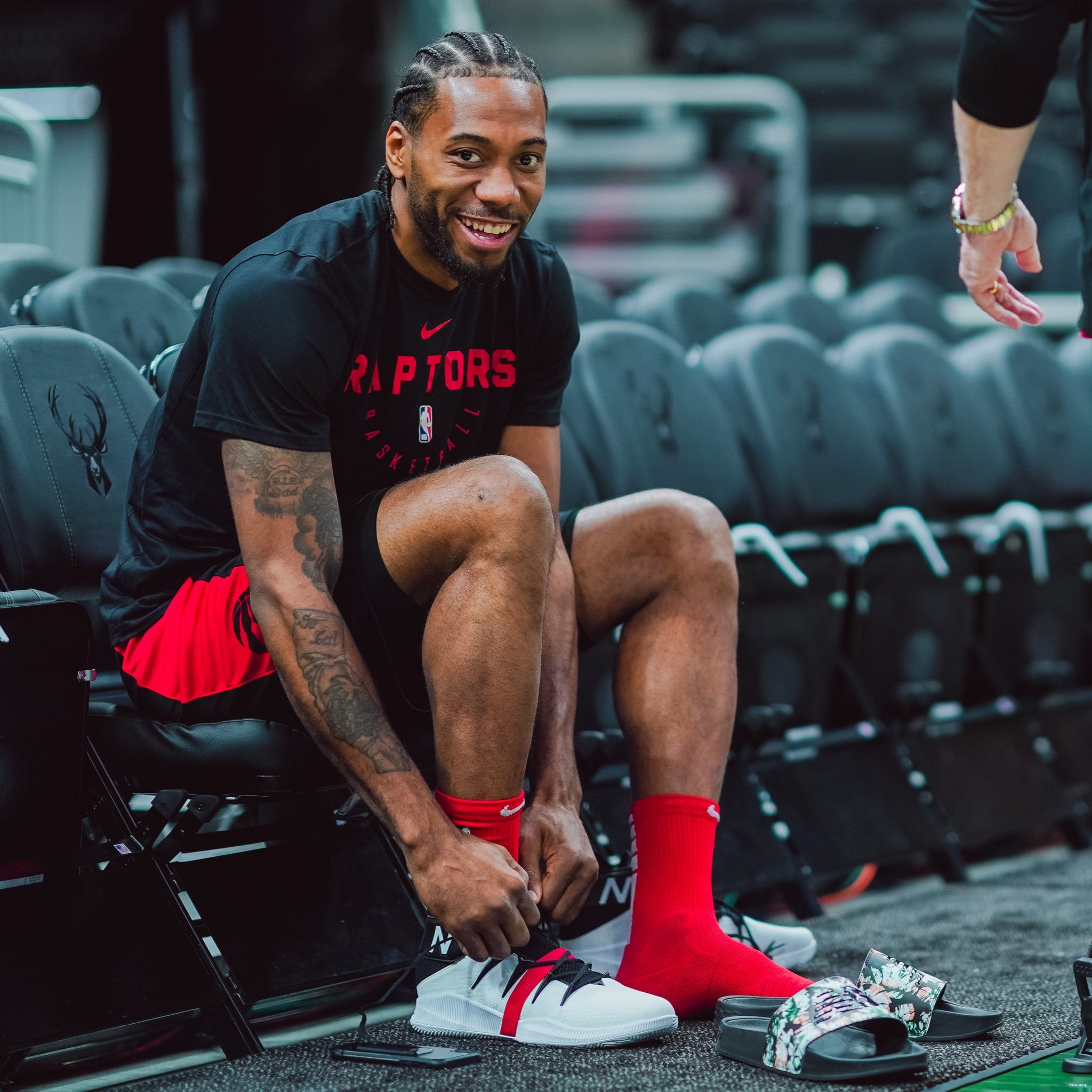 猛龙遭遇连败，伦纳德状态低迷的简单介绍